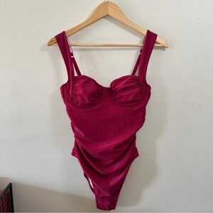 NWT Cupshe One Piece Swimsuit Sweetheart Neck Ruched Tummy Control Fuchsia - M
